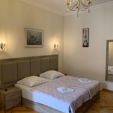 Guest House Rafael Τυφλίδα Εξωτερικό φωτογραφία