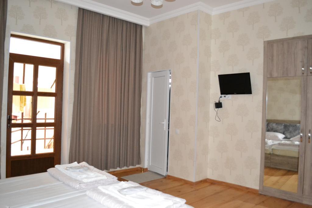 Guest House Rafael Τυφλίδα Εξωτερικό φωτογραφία