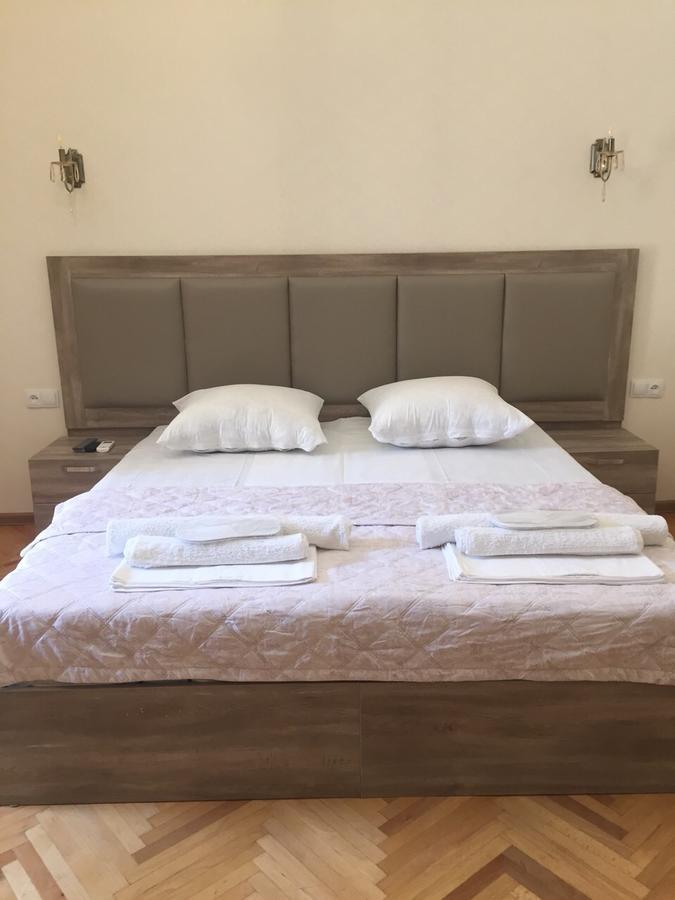 Guest House Rafael Τυφλίδα Εξωτερικό φωτογραφία